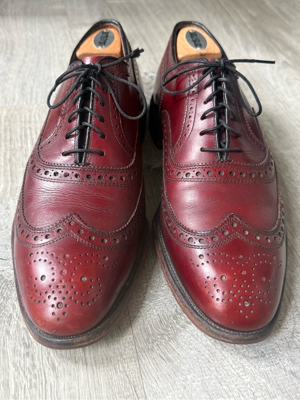 Vintage Allen Edmonds McAllister Burgundy Leather Wingtip Oxford Dress Shoes